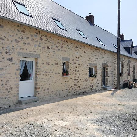 Voutre Chambre D'Hotes L'Orchidee מראה חיצוני תמונה